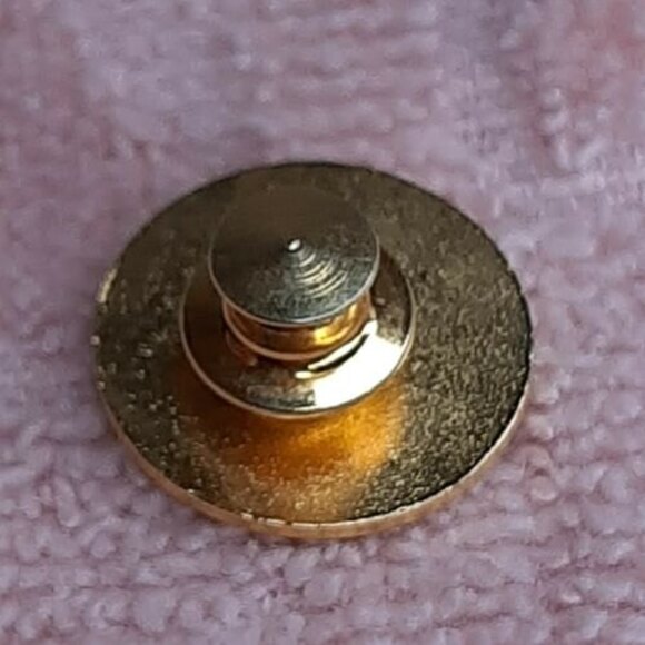 vtg 1988 McDonald's Coca-Cola Owner Operator Convention Washington DC lapel pin - Picture 5 of 7